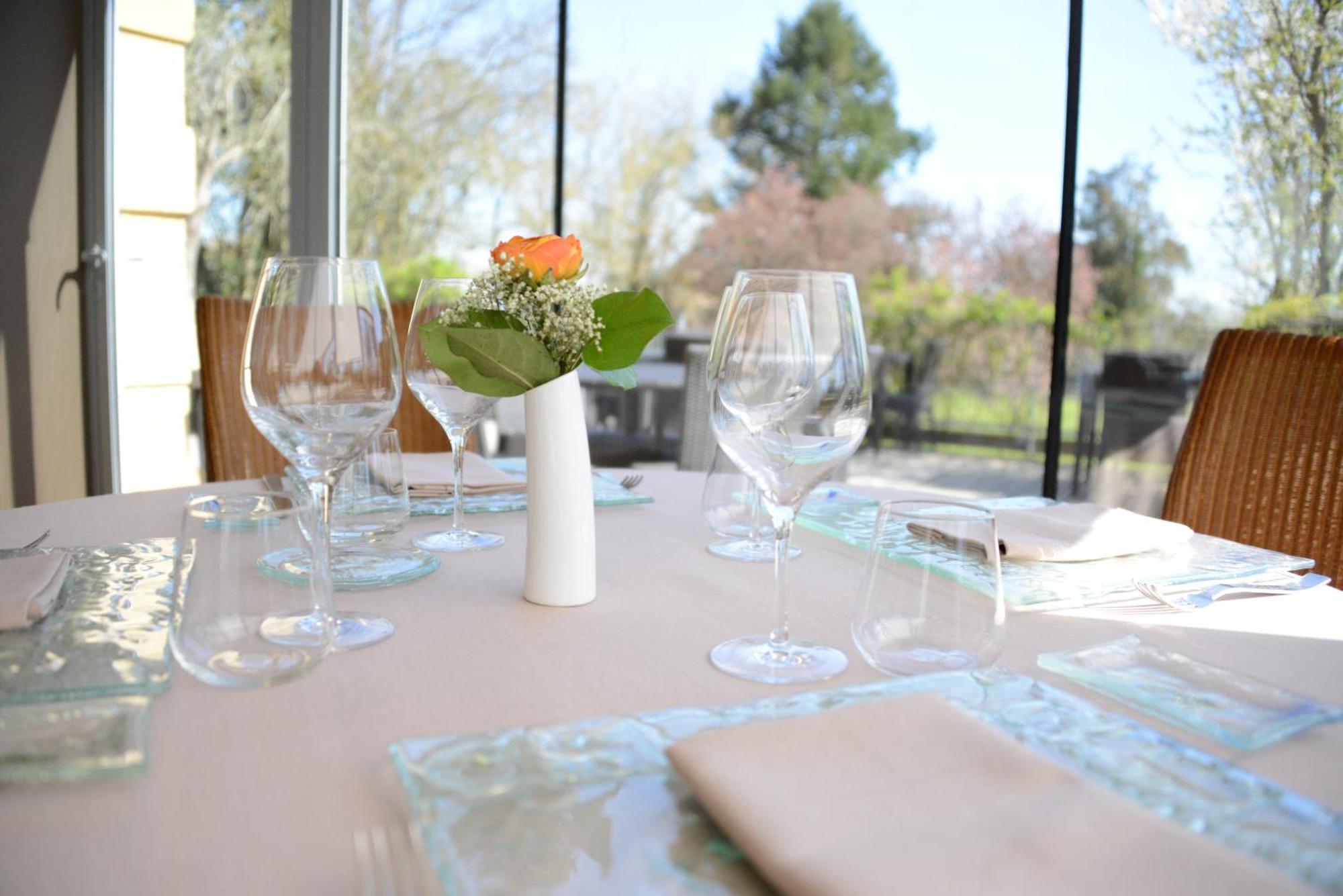 Chateau De Champlong Table Hotel **** Golf & Spa Villerest  Exterior photo